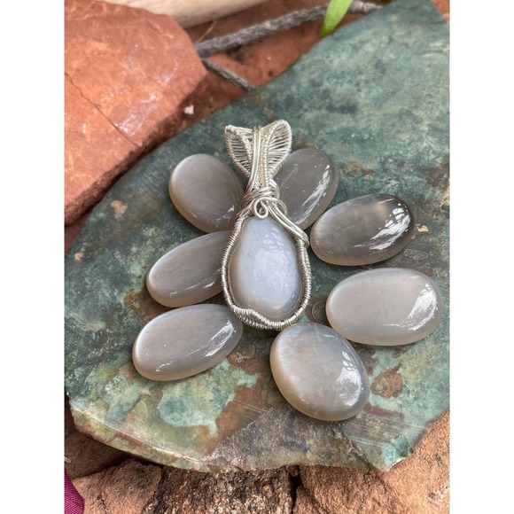 Sterling Silver Moonstone Pendant - Picture 6 of 10